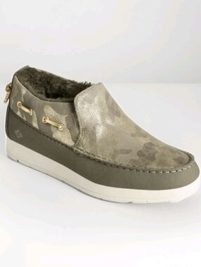 NEW Sperry Moc-Sider Slip-On Shoes Olive Green Camo Leather Faux Fur Lined Sz 8